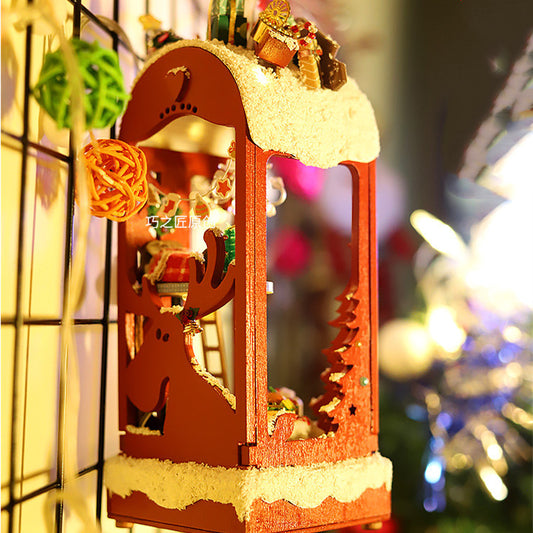DIY - Christmas Cottage Assembled Toys
